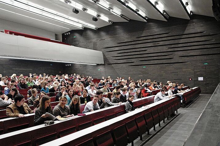 Students in the Audimax.