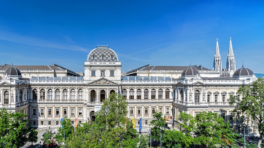 Picture of the main building of the University of Vienna